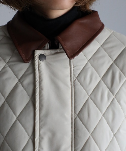 r.（アールドット）の「合皮衿取り外し サイドスリットキルティング ロングコート（その他アウター・レディース・オリーブ/ネイビー/ブラック/キナリ・FREE）」の17枚目の写真