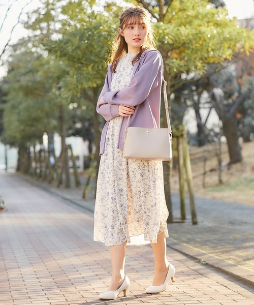 OUR ベージュ きれいめパーカー Honeys（ハニーズ）の「きれいめジップパーカー（パーカー）」 - WEAR