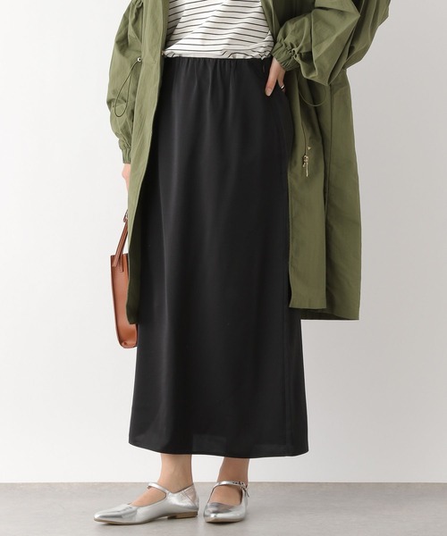 LEPSIM（レプシィム）の「サテンナロースカート　184657（スカート・レディース・ブラック/グレイッシュベージュ・FREE）」の2枚目の写真