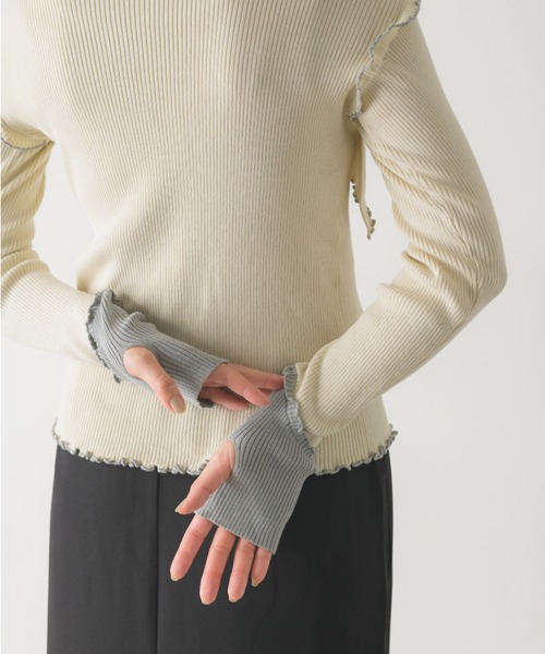 idem（イデム）の「unique mellow tops / メロウトップス【ZOZOTOWN限定カラーあり】（Tシャツ/カットソー・レディース・ブラック/ブルー/グリーン/アイボリー・FREE）」の6枚目の写真