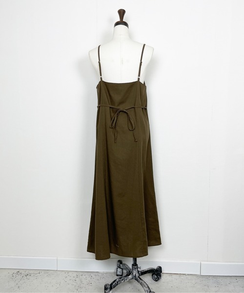 Meli rich（メリーリッチ）の「コットンリネンマルチwayロングキャミワンピ（ワンピース・レディース・ブラウン/ベージュ/アイボリー/ブラック・MEDIUM）」の7枚目の写真