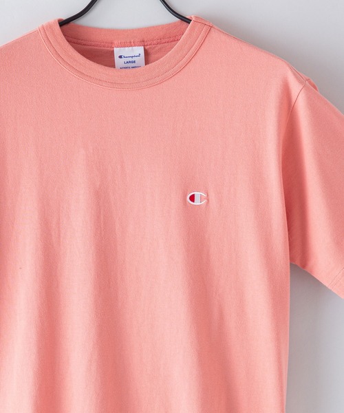 Champion(チャンピオン)の「【CHAMPION/チャンピオン】ワンポイント ブランドロゴ 刺繍 Tシャツ USAコットン100% サスティナブル(Tシャツ/カットソー・メンズ・オフホワイト/ホワイト/ダークグリーン/ネイビー/ピンク/ブラック/マスタード/ブルー・LARGE/SMALL/X-LARGE/MEDIUM)」の8枚目の写真