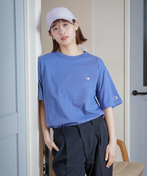 Champion(チャンピオン)の「【CHAMPION/チャンピオン】ワンポイント ブランドロゴ 刺繍 Tシャツ USAコットン100% サスティナブル(Tシャツ/カットソー・メンズ・オフホワイト/ホワイト/ダークグリーン/ネイビー/ピンク/ブラック/マスタード/ブルー・LARGE/SMALL/X-LARGE/MEDIUM)」の11枚目の写真