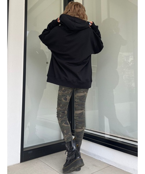 EGOIST（エゴイスト）の「シンプル刺繍スウェットパーカー（パーカー・レディース・ライトグレー/ラベンダー/ブラック・FREE）」の15枚目の写真