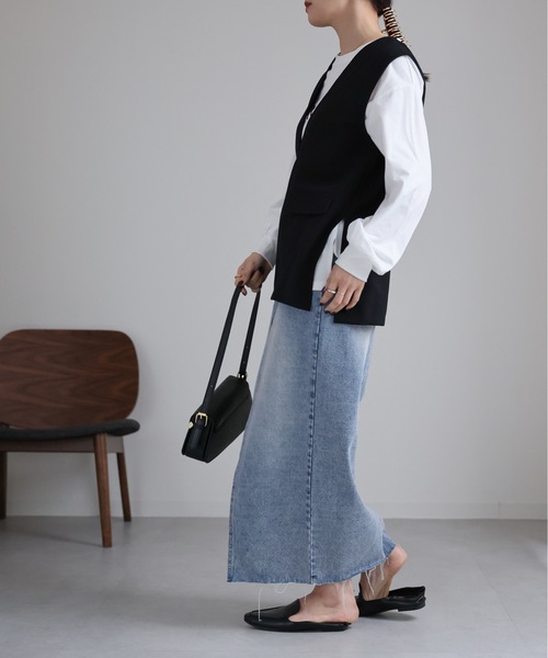 ap retro（アプレトロ）の「フロントスリットデニムタイトスカート（デニムスカート・レディース・ブルー/ワンウォッシュ/ケミカルウォッシュ/ブラック/オフホワイト・LARGE/MEDIUM）」の16枚目の写真