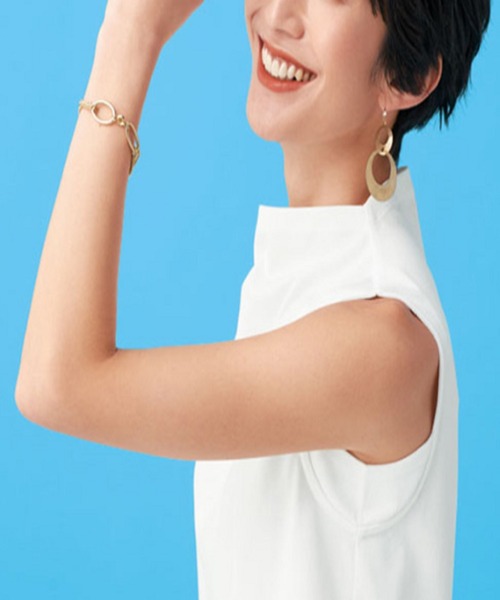 BELLUNA（ベルーナ）の「艶やか綿１００％タンクトップ（タンクトップ・レディース・ブラック/ライトグレー/ホワイト/ターコイズブルー・X-LARGE/LARGE/MEDIUM）」の5枚目の写真