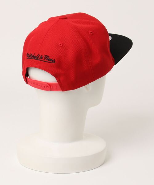 Mitchell&Ness(ミッチェル&ネス)の「【Mitchell&Ness】NBA TEAM 2 TONE 2.0 SNAPBACK NBA CELTICS BULLS LAKERS KNICKS SUNS/ベースボールキャップ(キャップ・メンズ・B/A/C・FREE)」の5枚目の写真