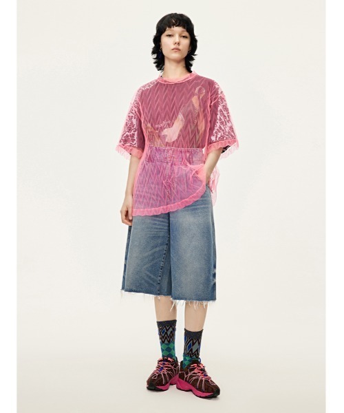 JNBY(ジェーエヌビーワイ)の「Diamond-shaped Pleated Mesh Top(その他トップス・レディース・ブラウン/ピンク/ブラック・36/38/40)」の15枚目の写真