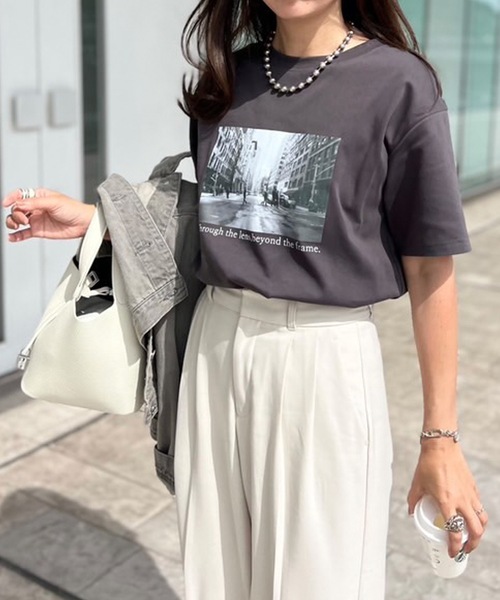 T♡A様 リピーター続出！】大人ロゴプリントTシャツ Emma Taylor