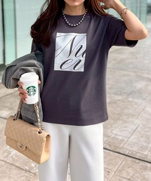 STYLEDOOR（スタイルドア）の「【大人の安心Ｔシャツ・高評価レビュー◎】シルクタッチスムースロゴプリントTシャツ（Tシャツ/カットソー）」