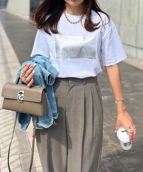 新色追加！】大人ロゴプリントTシャツ Emma Taylor│STYLEDOOR