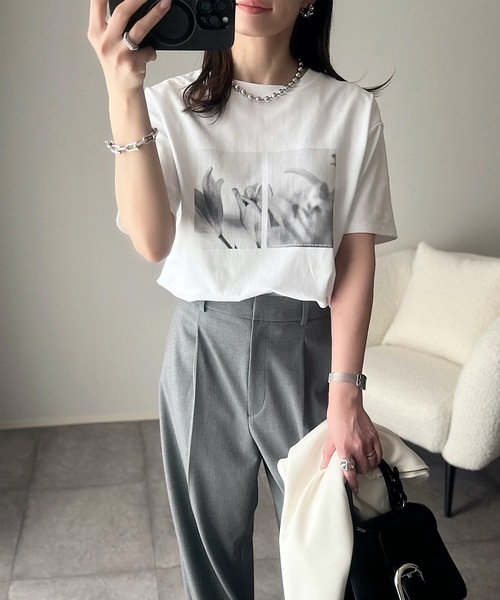新色追加！】大人ロゴプリントTシャツ Emma Taylor│STYLEDOOR