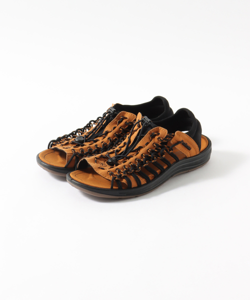 KEEN(キーン)の「【KEEN / キーン】 UNEEK II OT(その他シューズ・メンズ・ブラック/イエロー・26cm/27cm/28cm)」の1枚目の写真