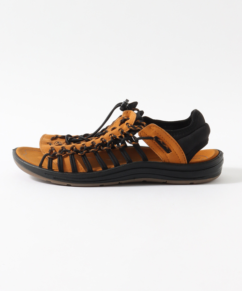 KEEN(キーン)の「【KEEN / キーン】 UNEEK II OT(その他シューズ・メンズ・ブラック/イエロー・26cm/27cm/28cm)」の3枚目の写真