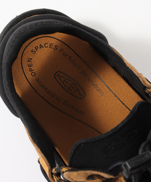KEEN(キーン)の「【KEEN / キーン】 UNEEK II OT(その他シューズ・メンズ・ブラック/イエロー・26cm/27cm/28cm)」の14枚目の写真