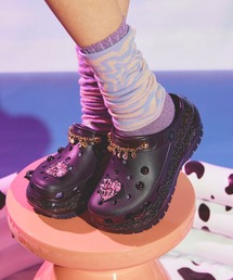 crocs（クロックス）の「crocs × atmos pink Crocs Mega Crush Rainbow 