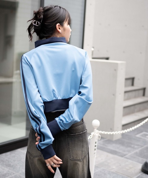 WEGO(ウィゴー)の「WEGO/ショートトラックジャケット(ジャージ・レディース・ブルー/ホワイト/ブラック・FREE)」の20枚目の写真