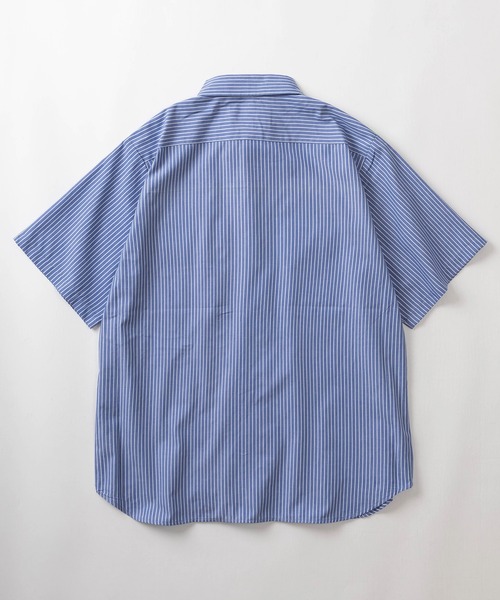 UNIVERSAL OVERALL(ユニバーサルオーバーオール)の「【UNIVERSAL OVERALL/ユニバーサルオーバーオール】ビッグシルエット ワッペンデザイン ストライプ柄 ワーカーズ半袖シャツ/WORKER'S SHIRT(シャツ/ブラウス・メンズ・ネイビー/ホワイト/サックスブルー・M/L/XL)」の9枚目の写真