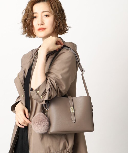 grove（グローブ）の「◆【人間工学】ベルトヒネリ ファーポン スクエアショルダー（ショルダーバッグ・レディース・ライトグレー/ピンク系/ブラック/ダークグレー/スミクロ/レッド系1/ダークグリーン・00）」の14枚目の写真