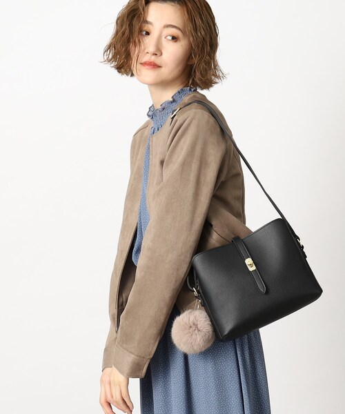 grove（グローブ）の「◆【人間工学】ベルトヒネリ ファーポン スクエアショルダー（ショルダーバッグ・レディース・ライトグレー/ピンク系/ブラック/ダークグレー/スミクロ/レッド系1/ダークグリーン・00）」の17枚目の写真