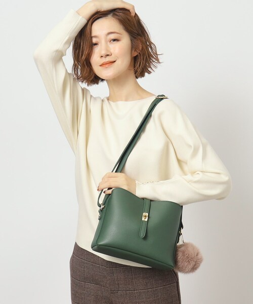 grove（グローブ）の「◆【人間工学】ベルトヒネリ ファーポン スクエアショルダー（ショルダーバッグ・レディース・ライトグレー/ピンク系/ブラック/ダークグレー/スミクロ/レッド系1/ダークグリーン・00）」の20枚目の写真