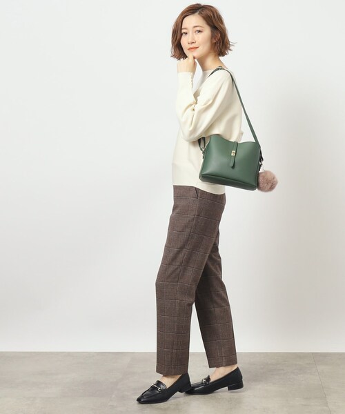 grove（グローブ）の「◆【人間工学】ベルトヒネリ ファーポン スクエアショルダー（ショルダーバッグ・レディース・ライトグレー/ピンク系/ブラック/ダークグレー/スミクロ/レッド系1/ダークグリーン・00）」の21枚目の写真