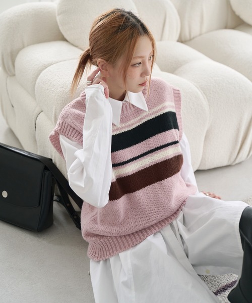 UNE MANSION(ユヌマンション)の「ユニークボーダーふわふわニットベスト(ベスト・レディース・ブラック/ピンク/アイボリー・FREE)」の18枚目の写真