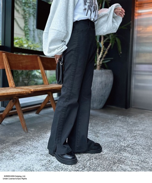 CIAOPANIC（チャオパニック）の「サイドピンタックラインフレアデニムパンツ（デニムパンツ・レディース・カーキ/ブラック/ブルー・1/0）」の22枚目の写真