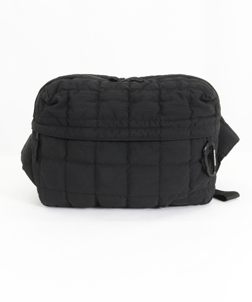 ADAM PATEK(アダムパテック)の「【ADAMPATEK】 square quilt BIG body bag/スクエアキルティングビッグボディバッグ(ボディバッグ/ウエストポーチ・メンズ・ホワイト/ブルー/ブラック/カーキ・フリー)」の21枚目の写真