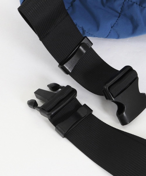 ADAM PATEK(アダムパテック)の「【ADAMPATEK】 square quilt BIG body bag/スクエアキルティングビッグボディバッグ(ボディバッグ/ウエストポーチ・メンズ・ホワイト/ブルー/ブラック/カーキ・フリー)」の11枚目の写真