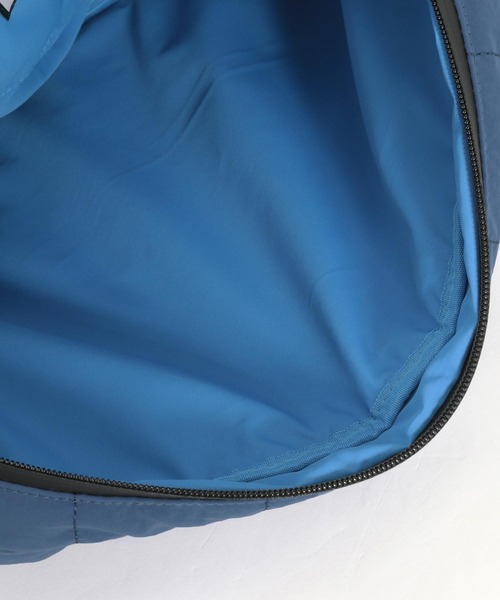 ADAM PATEK(アダムパテック)の「【ADAMPATEK】 square quilt BIG body bag/スクエアキルティングビッグボディバッグ(ボディバッグ/ウエストポーチ・メンズ・ホワイト/ブルー/ブラック/カーキ・フリー)」の9枚目の写真