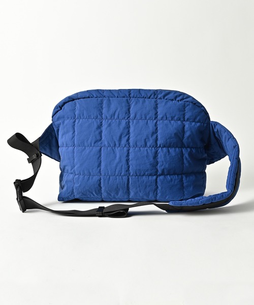ADAM PATEK(アダムパテック)の「【ADAMPATEK】 square quilt BIG body bag/スクエアキルティングビッグボディバッグ(ボディバッグ/ウエストポーチ・メンズ・ホワイト/ブルー/ブラック/カーキ・フリー)」の8枚目の写真