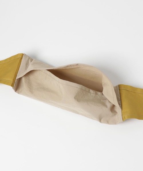 URBAN RESEARCH(アーバンリサーチ)の「AZUMA BAG TASUKI STANDARD(ショルダーバッグ・メンズ・ブラック系その他/ベージュ系その他・-)」の8枚目の写真