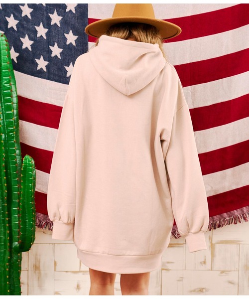 anap mimpi（アナップミンピ）の「カレッジ ロゴ 裏起毛 フーディー スウェット ミニワンピース（パーカー・レディース・ネイビー/ベージュ・FREE）」の6枚目の写真