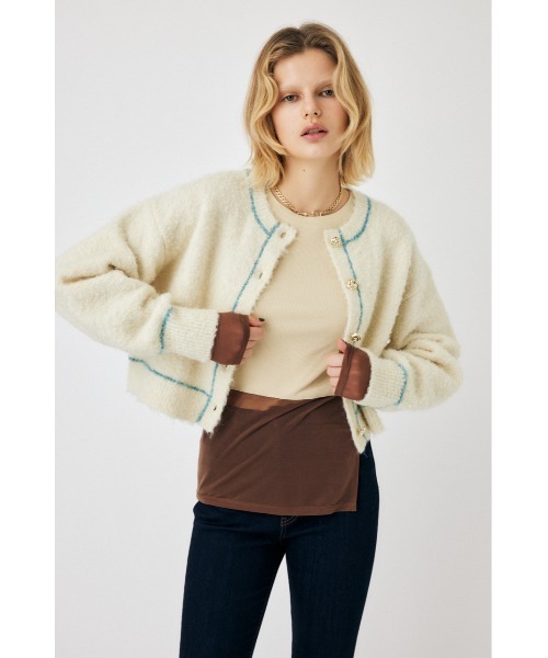 MOUSSY（マウジー）の「BI COLOR FRONT BUTTON ニット（カーディガン/ボレロ・レディース・アイボリー/ネイビー/ライトピンク・FREE）」の6枚目の写真