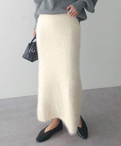 Petit fleur（プチフルール）の「・Petit　Fleur　シャギーニットスカート（スカート・レディース・ブラック/ベージュ/ブルー/アイボリー・FREE）」の2枚目の写真