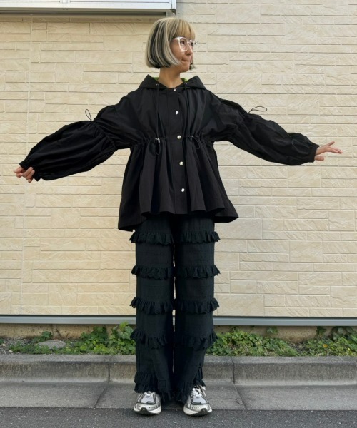 Candy Stripper（キャンディストリッパー）の「BE JOYFUL ZIP UP フーディー（ナイロンジャケット・レディース・ベージュ/オレンジ/ブラック・2）」の19枚目の写真