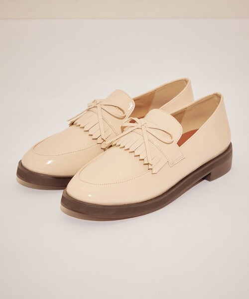 DEICY(デイシー)の「リボンローファー(ローファー・レディース・グリーン系その他/ブラック/アイボリー・M/L/S)」の2枚目の写真