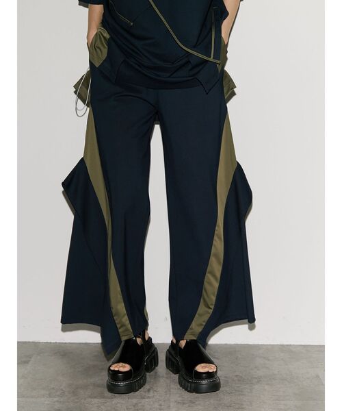 UN3D.（アンスリード）の「TURN OVER CUT PT / ターンオーバーカットパンツ（その他パンツ・レディース・ブラック/ホワイト/その他1・36/38）」の3枚目の写真