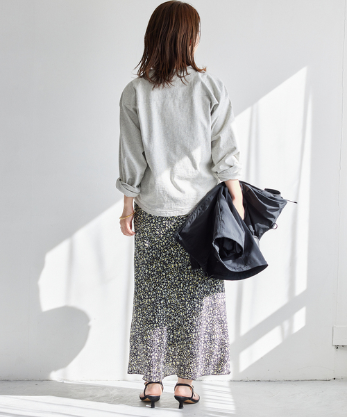 SLOBE IENA(スローブイエナ)の「【Champion / チャンピオン】SLOBE別注 フットボールロンTEE(Tシャツ/カットソー・レディース・ライトグレー/ホワイト/ベージュ・FREE)」の9枚目の写真