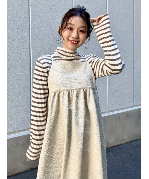 HONEYSUCKLE ROSE（ハニーサックルローズ）の「【HONEYSUCKLE ROSE】ハイゲージリブニット（ニット/セーター・レディース・オフホワイト/ブラック/ブラック×ホワイト/ホワイト×カーキブラウン・M/L）」の10枚目の写真