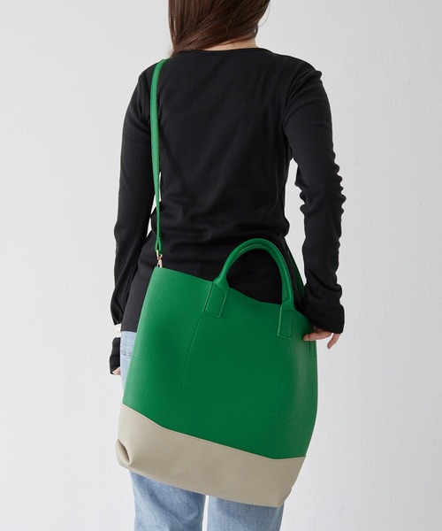 LAVEANGE（ラビアンジェ）の「キャンバスカラーストラップバッグ（ショルダーバッグ・レディース・イエロー/グリーン/ライトグレー・F）」の10枚目の写真