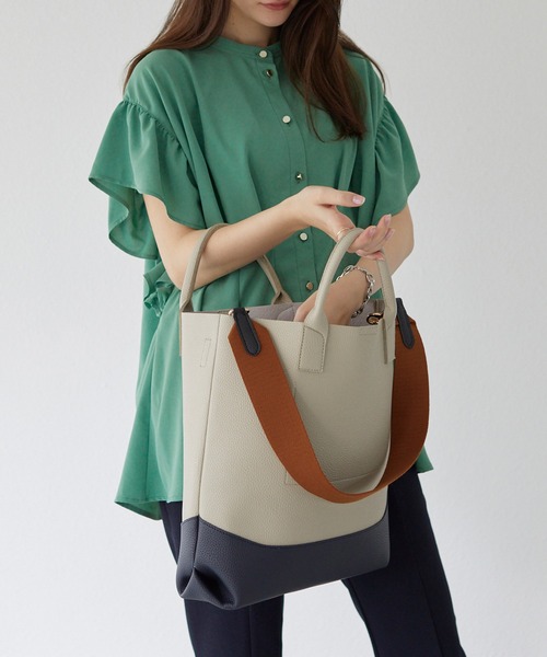 LAVEANGE（ラビアンジェ）の「キャンバスカラーストラップバッグ（ショルダーバッグ・レディース・イエロー/グリーン/ライトグレー・F）」の17枚目の写真