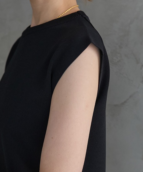 ROPE' PICNIC（ロペピクニック）の「ゼロスリーブニットプルオーバー/UVカット・洗濯機OK・冷感（ニット/セーター・レディース・ホワイト系その他5/ブラック/レッド/ライトグレー/オフホワイト・38）」の16枚目の写真