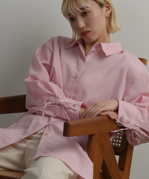 Amiur（エミレ）の「back drawstring smooth shirt / バックドローストリングスムースシャツ（シャツ/ブラウス・レディース・ブルー/ホワイト/ピンク・FREE）」の15枚目の写真