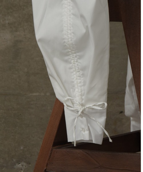 Amiur（エミレ）の「back drawstring smooth shirt / バックドローストリングスムースシャツ（シャツ/ブラウス・レディース・ブルー/ホワイト/ピンク・FREE）」の11枚目の写真