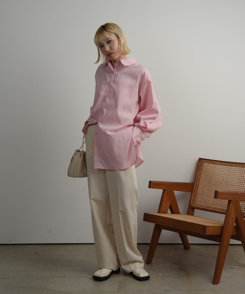 Amiur（エミレ）の「back drawstring smooth shirt / バックドローストリングスムースシャツ（シャツ/ブラウス・レディース・ブルー/ホワイト/ピンク・FREE）」の12枚目の写真