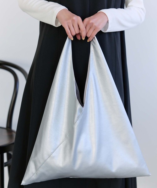 Edit Sheen（エディットシーン）の「トライアングルワンショルダートートバッグ（トートバッグ・レディース・シルバー/ブラック/グリーン・FREE）」の3枚目の写真