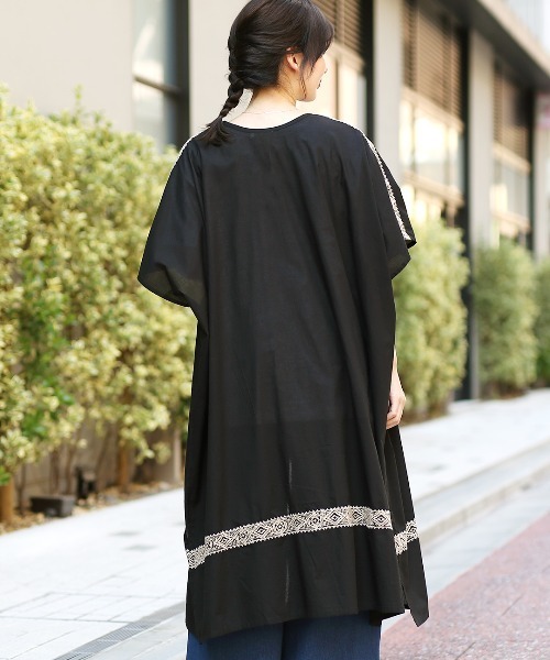 チチカカ(チチカカ)の「ジオメトリック刺繍カーディガン(カーディガン/ボレロ・レディース・マスタード/ブルー/ブラック・FREE)」の6枚目の写真