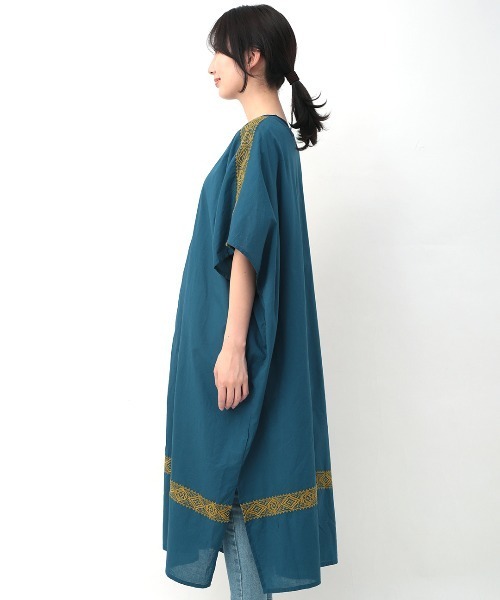 チチカカ(チチカカ)の「ジオメトリック刺繍カーディガン(カーディガン/ボレロ・レディース・マスタード/ブルー/ブラック・FREE)」の15枚目の写真